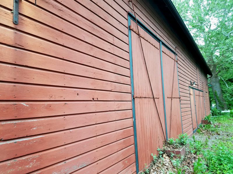 Barn Wall Repair in Conroe, TX