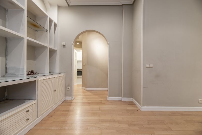 Built In Shelving Service in Frederick, MD